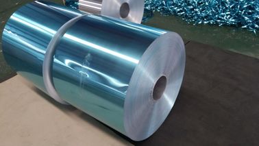 Warna Cerah Plastik Dilapisi Aluminium Foil Isolasi Termal Untuk Papan Plafon