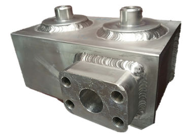 Pendingin Air Heat Sink Aluminium Auto Radiator Untuk Mobil Kendaraan Energi Baru