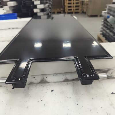 Kualitas Stamping presisi tinggi CAB Brazing Liquid Cooling Tray Dengan PU Foam Insulation Helium Leak Test Battery Thermal Management Cold Plate pabrik